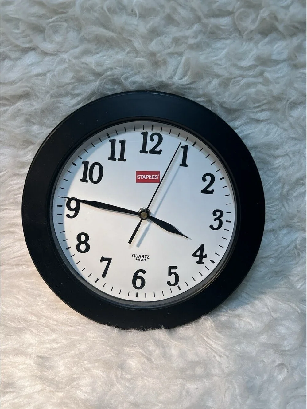 10-inch Staples wall clock *Tested*